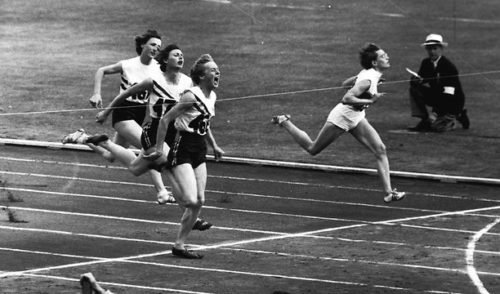 'Golden girl' of Australian athletics, Betty Cuthbert has died ...