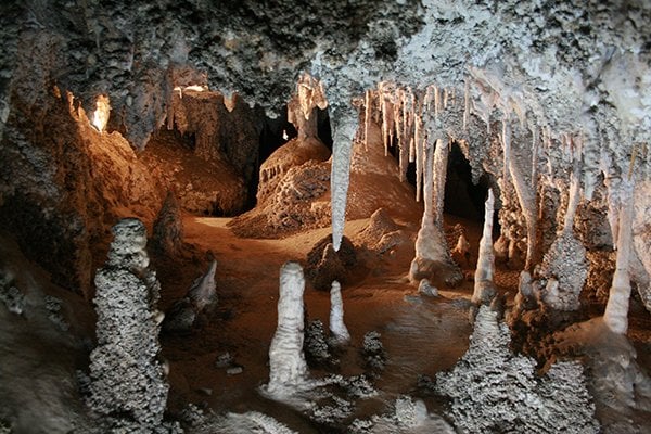 The 7 Best Caves In Australia Australian Geographic   Jenolan Caves 