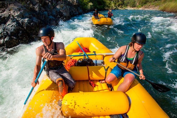 American River rafting, Sierra Nevadas - Australian Geographic