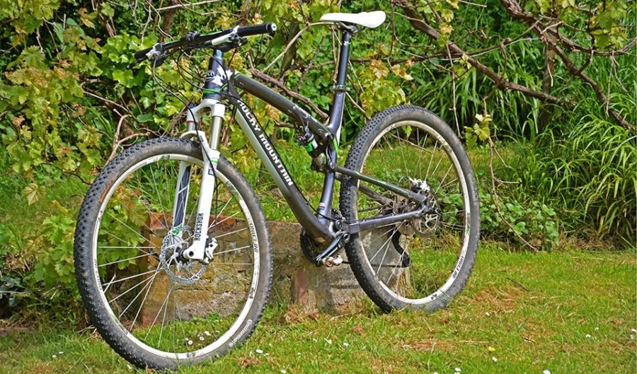 Rocky Mountain Element 930 29ER - Australian Geographic