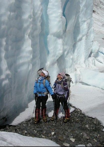 Meet the mother-daughter duo who climbed Everest together