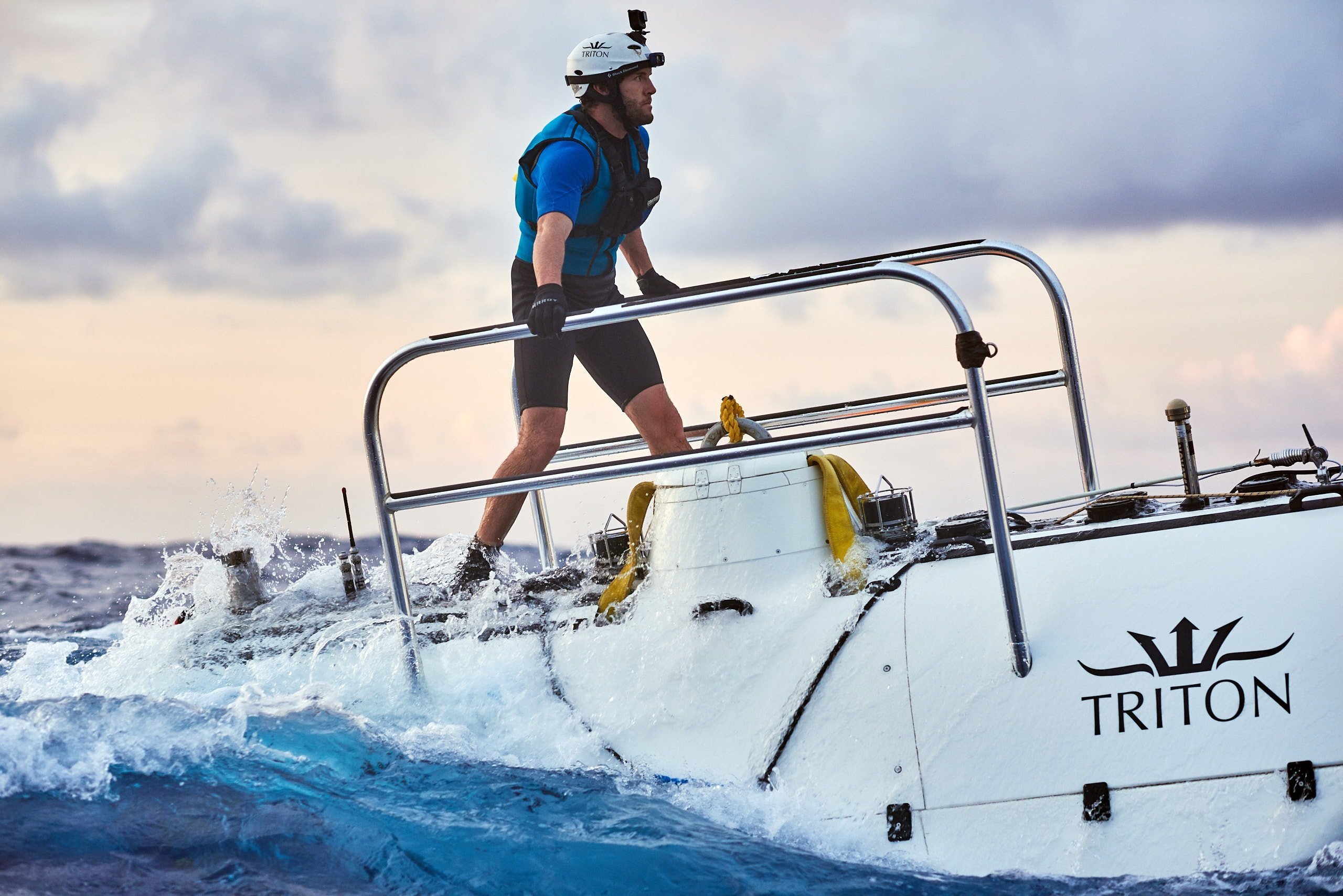 Deepest ever sea dive discovers plastic rubbish