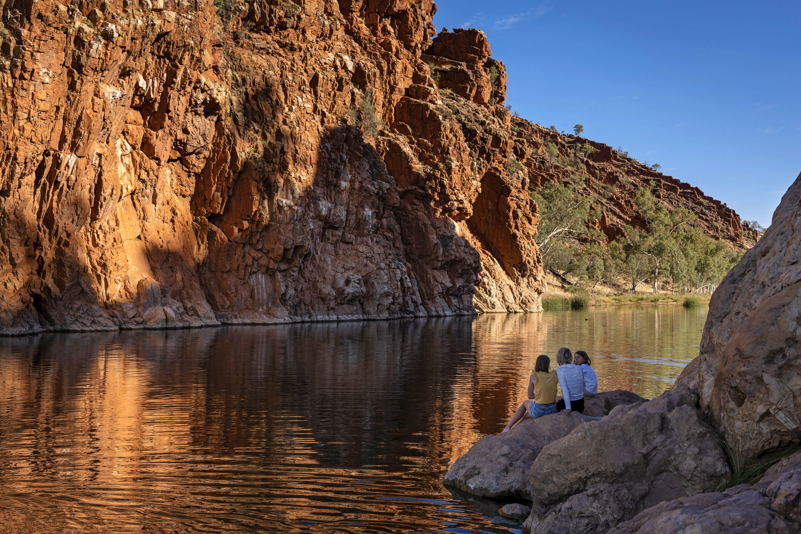 Explore Glen Helen in all its golden glory Australian Geographic