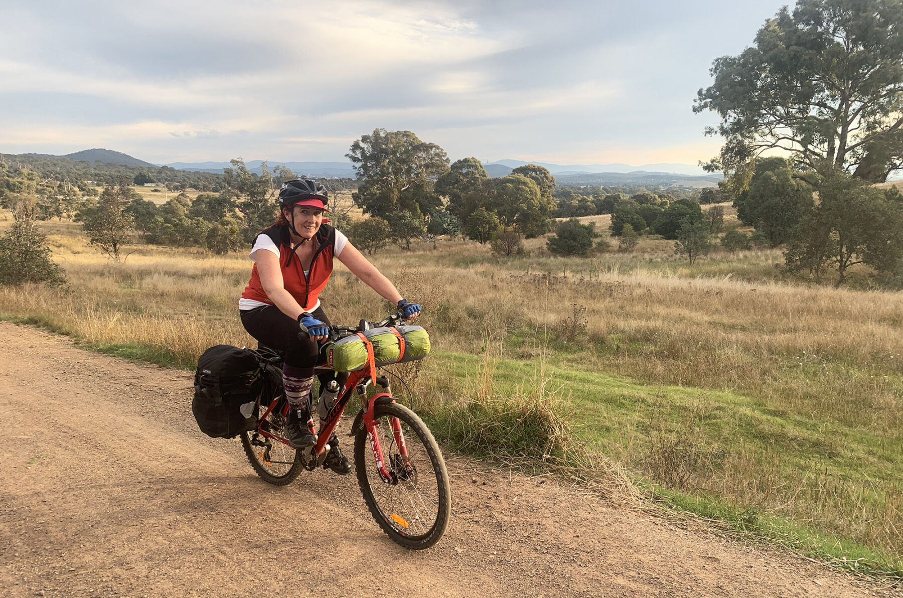 Acting Loopy: Cycling The Canberra Centenary Trail