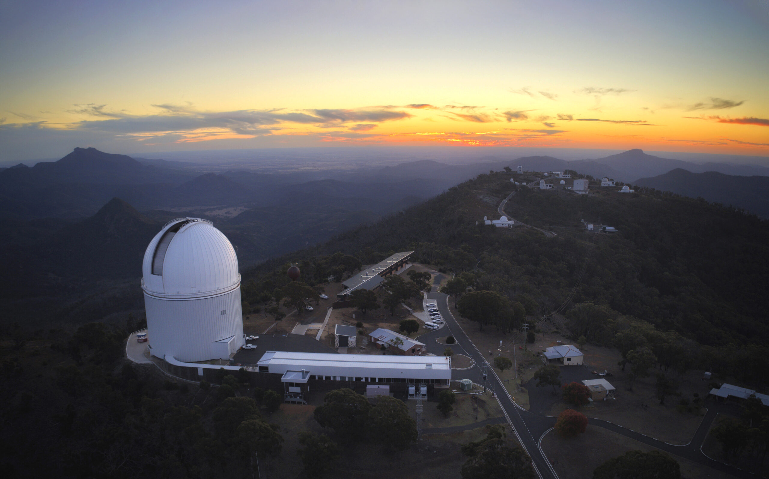 Image for article: A telescope for a Golden Age